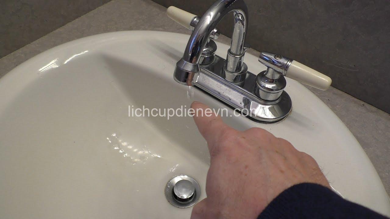 How to Fix a Leaky Faucet in the Bathroom: Causes, Tools, & Steps